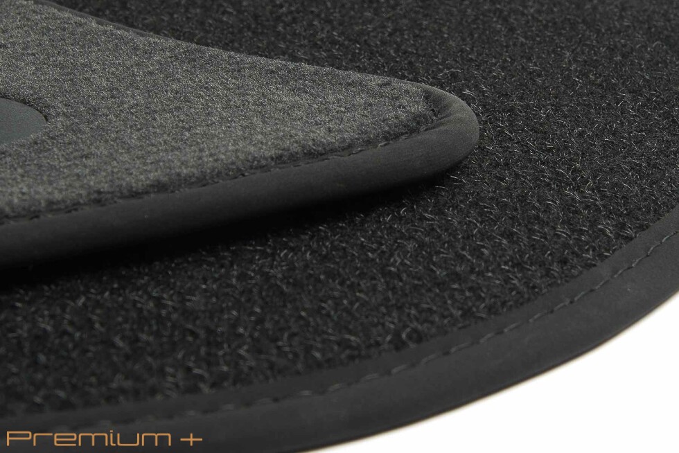 Коврики текстильные "Премиум+" для Volkswagen Touareg II (suv, гибрид / 7P5) 2014 - 2018, темно-серые, 1шт.